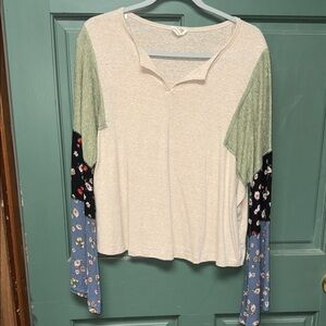 Peach Love California Cream and Green Floral Sleeve Top